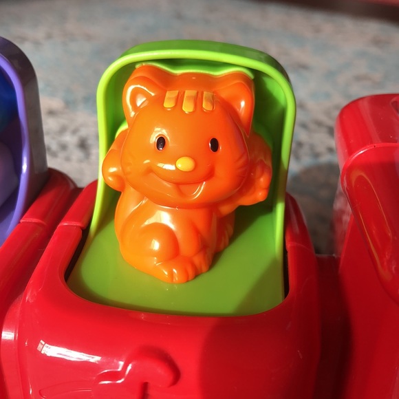 Vtech Roll and Surprise Animal Train - Picture 3 of 5